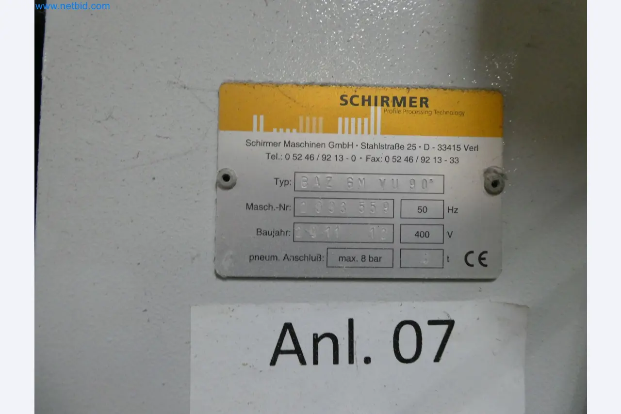 Machines pour la fabrication de fenêtres et de portes en plastique-3