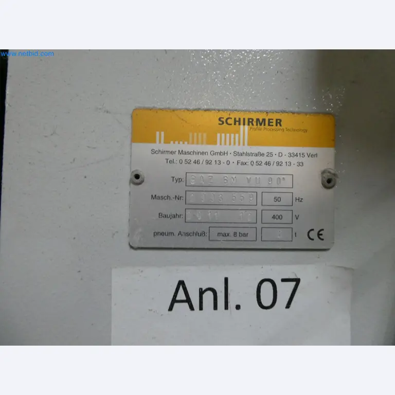 Machines pour la fabrication de fenêtres et de portes en plastique-3