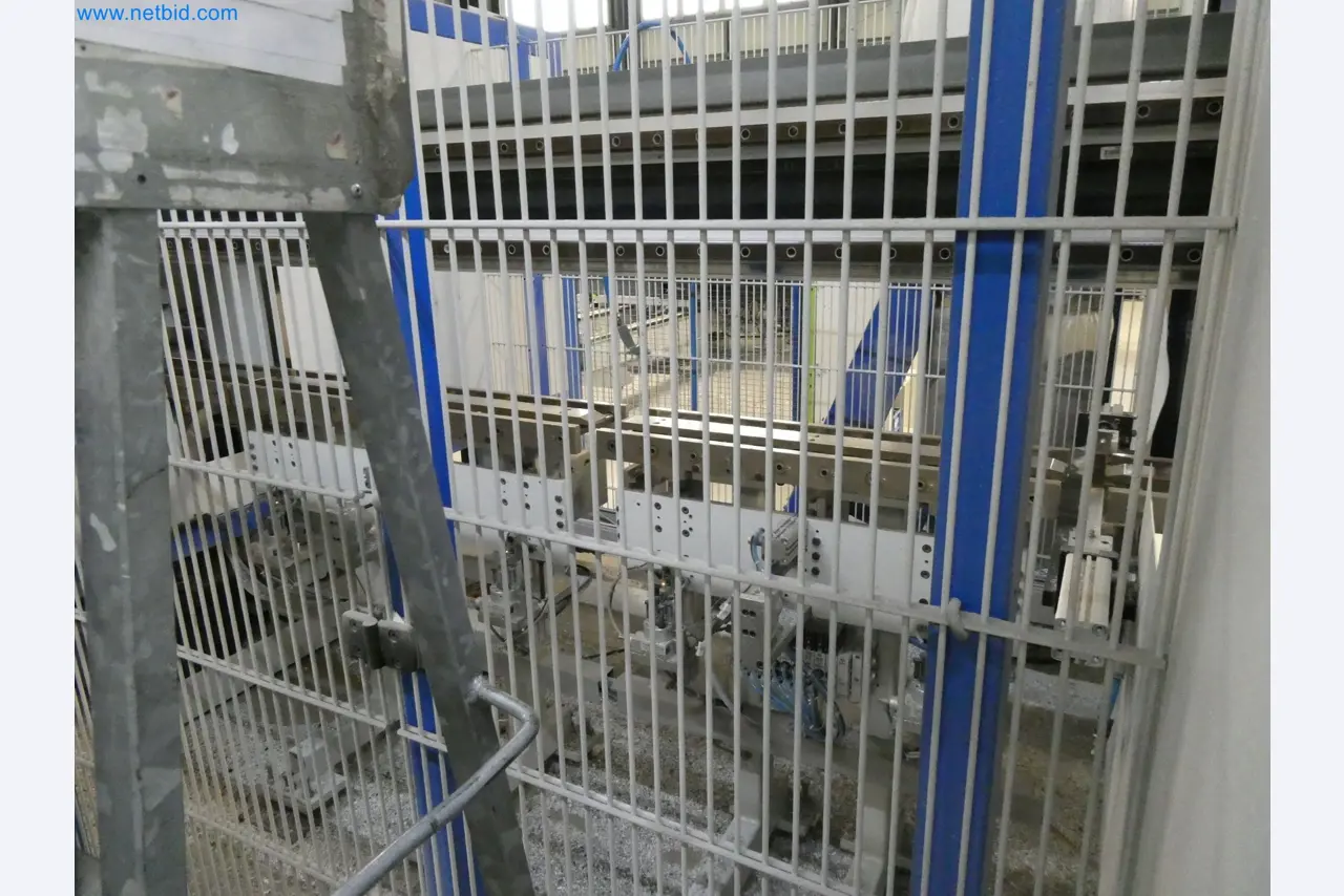 Machines pour la fabrication de fenêtres et de portes en plastique-7