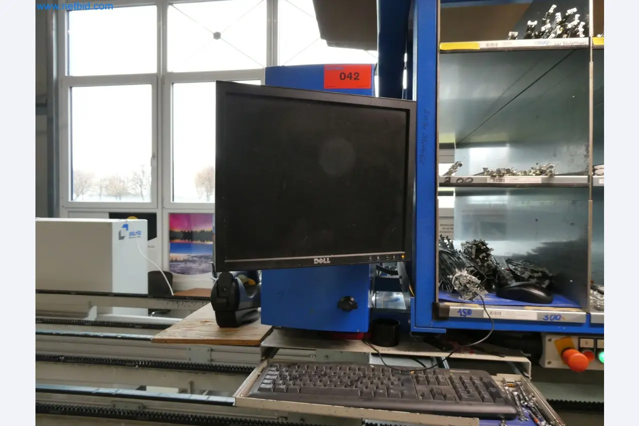 Machines pour la fabrication de fenêtres et de portes en plastique-12