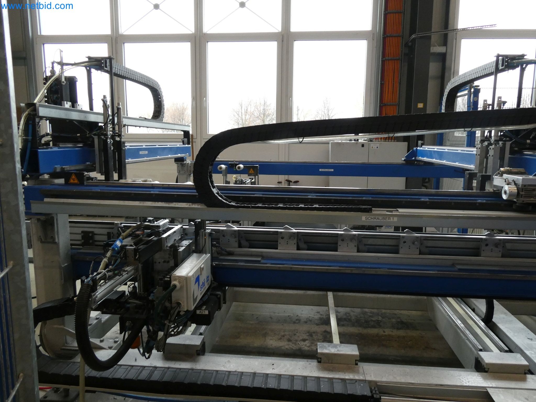 Máquinas para la fabricación de ventanas y puertas de plástico-15