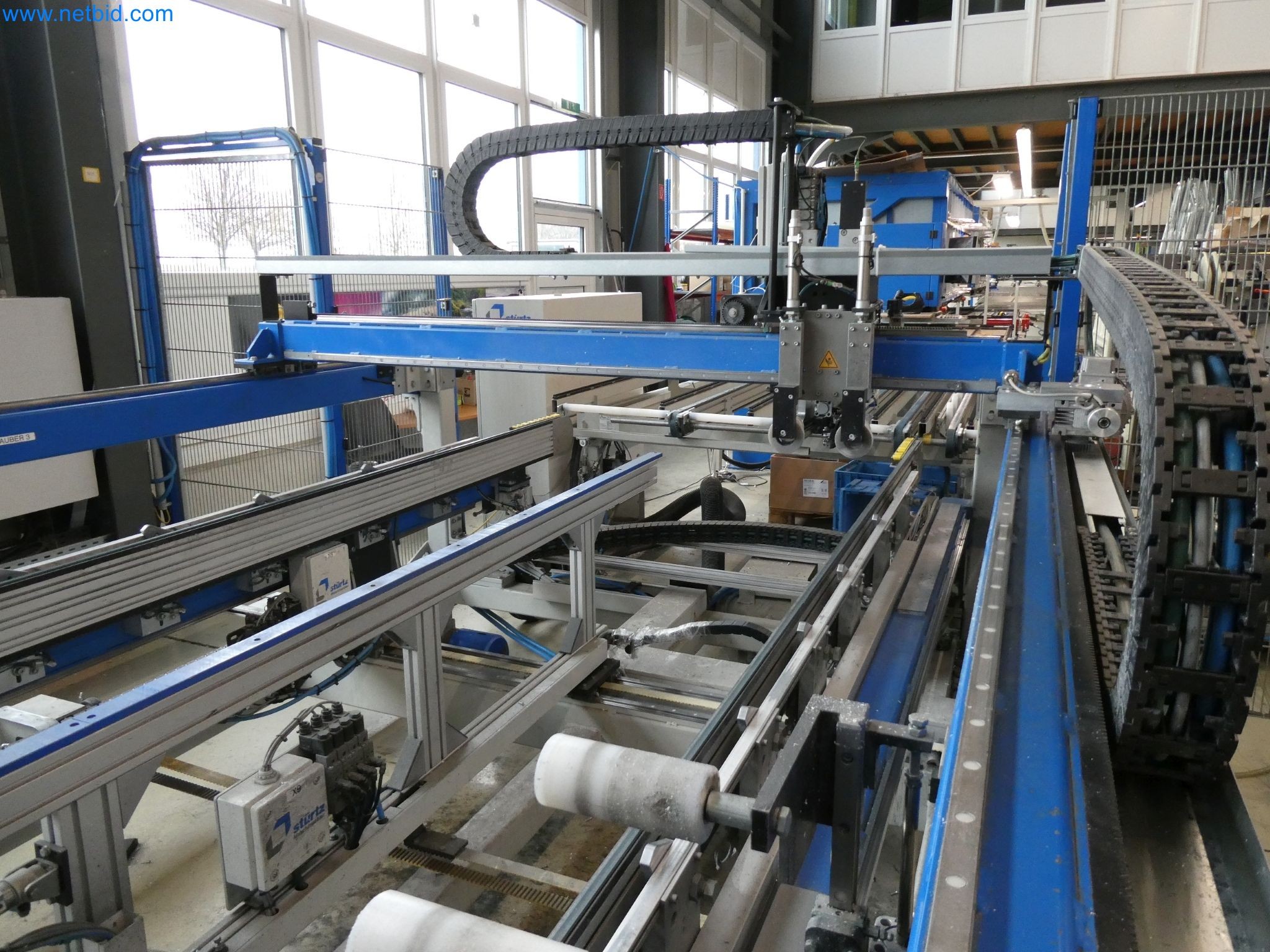 Máquinas para la fabricación de ventanas y puertas de plástico-17