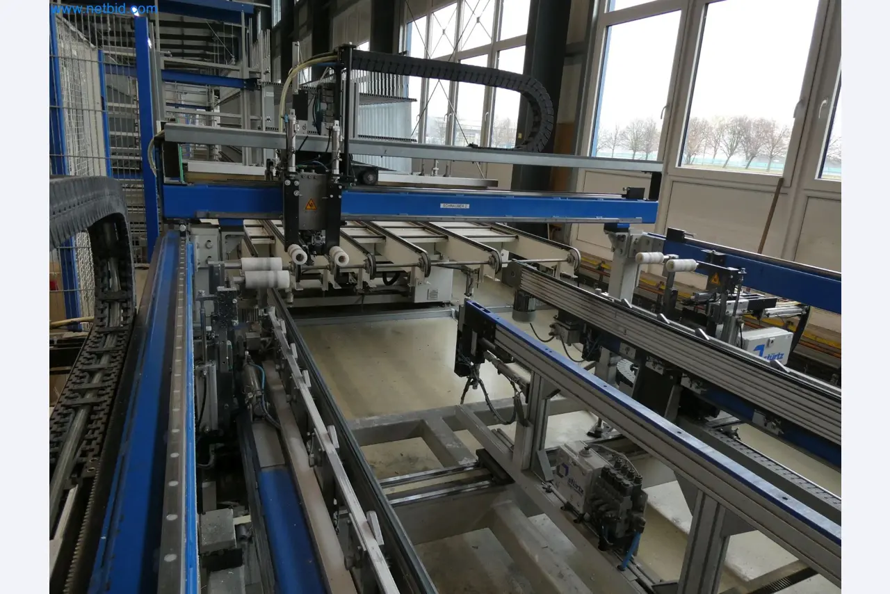 Machines pour la fabrication de fenêtres et de portes en plastique-18
