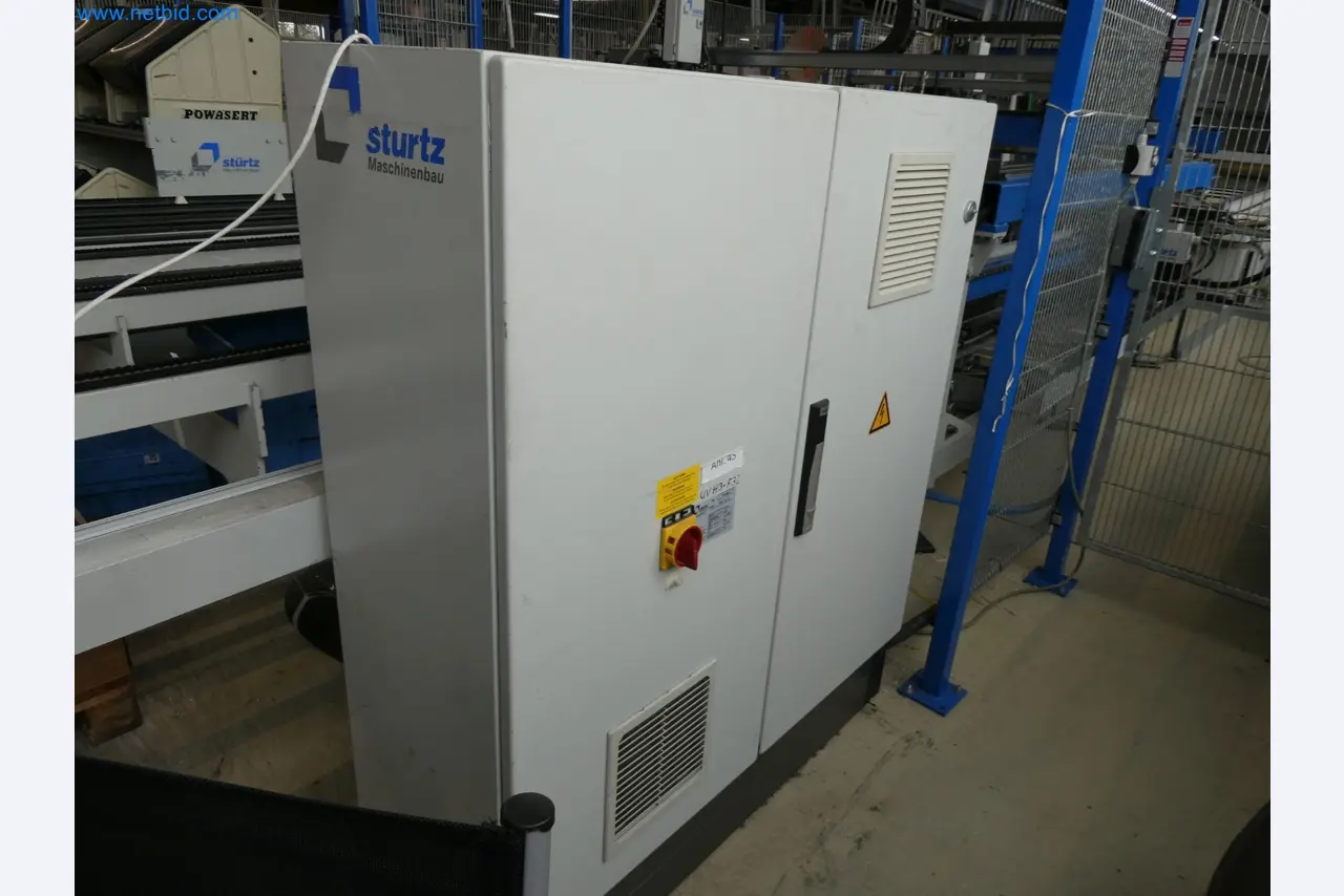 Machines pour la fabrication de fenêtres et de portes en plastique-19