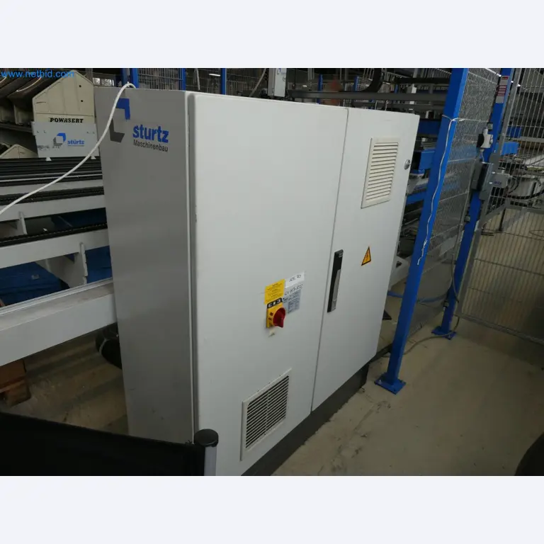 Machines pour la fabrication de fenêtres et de portes en plastique-19