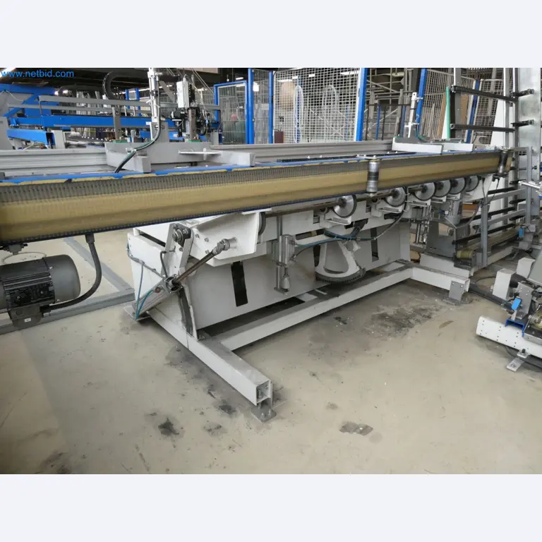Machines pour la fabrication de fenêtres et de portes en plastique-28