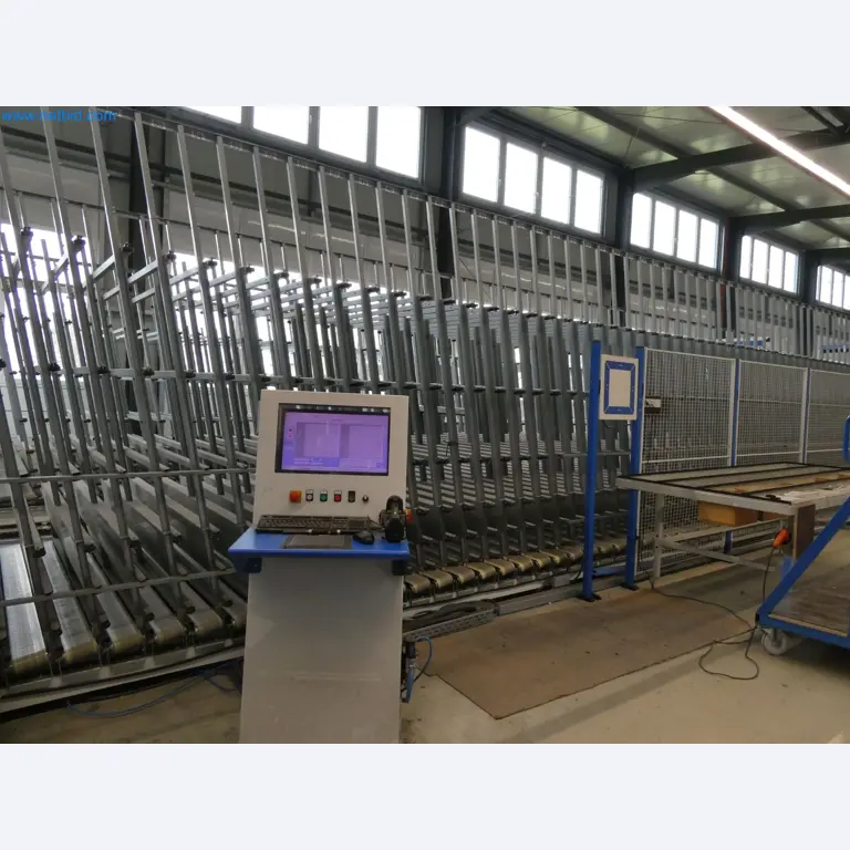 Machines pour la fabrication de fenêtres et de portes en plastique-33