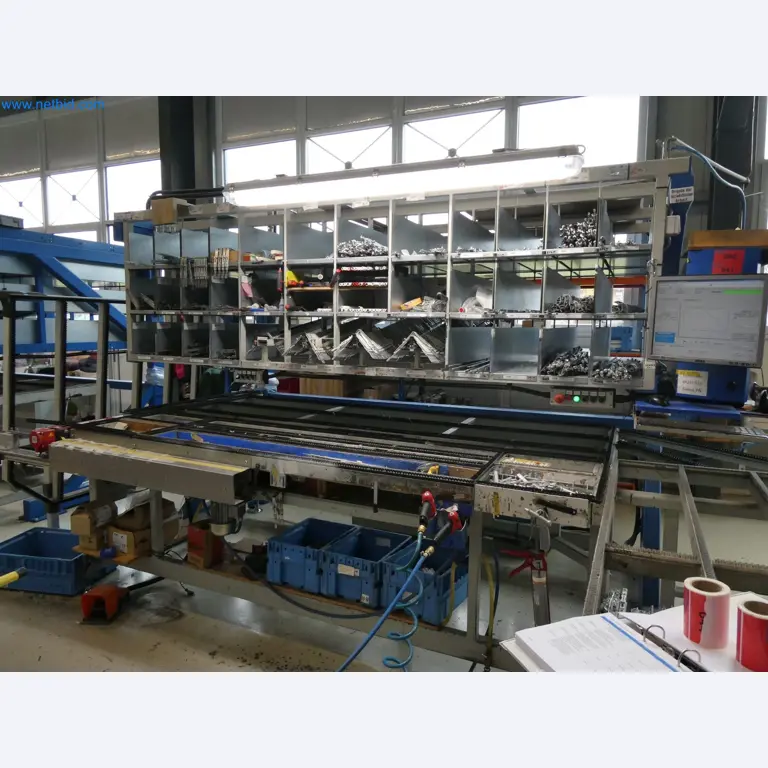 Machines pour la fabrication de fenêtres et de portes en plastique-3