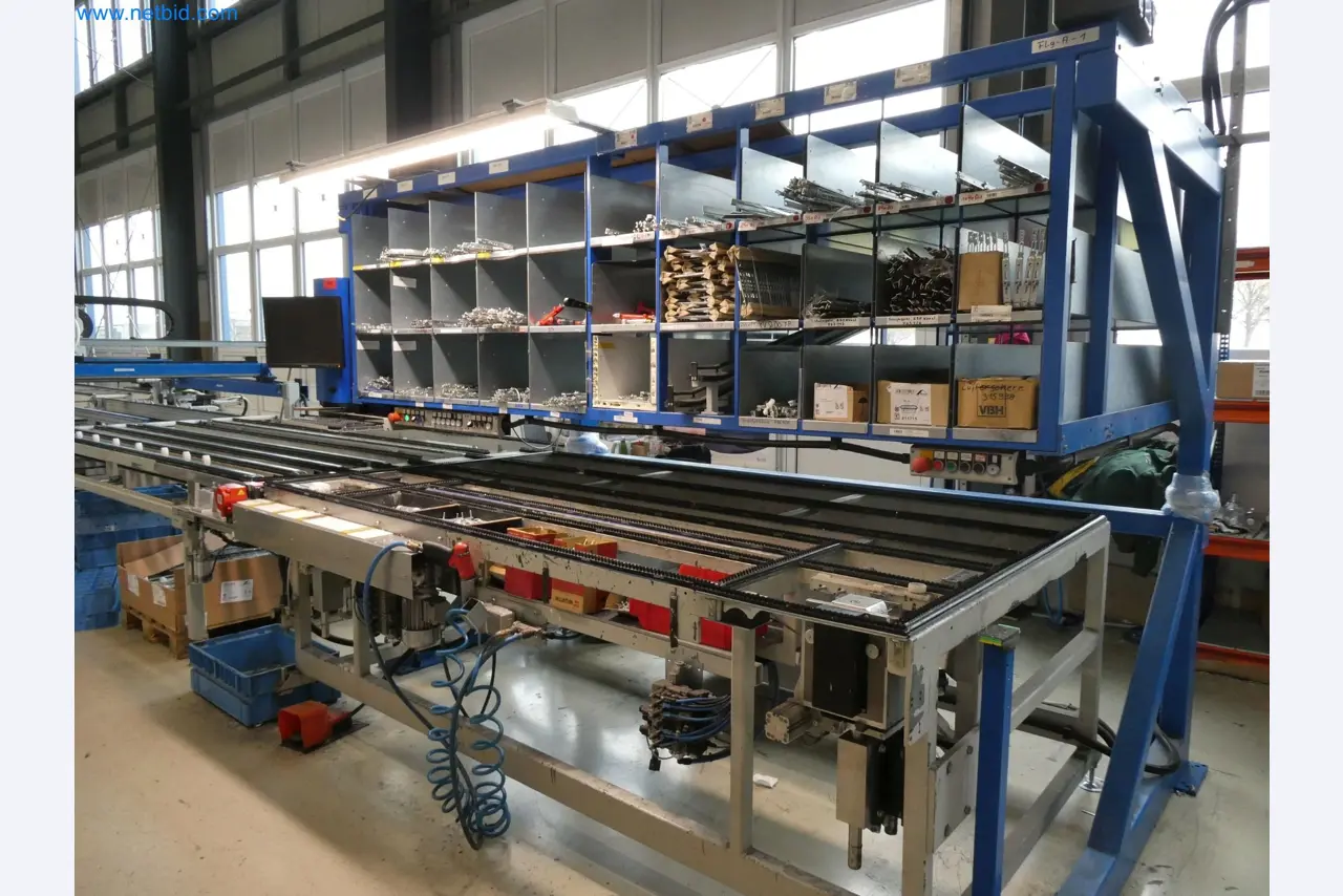 Machines pour la fabrication de fenêtres et de portes en plastique-9