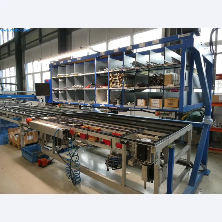 Machines pour la fabrication de fenêtres et de portes en plastique-9