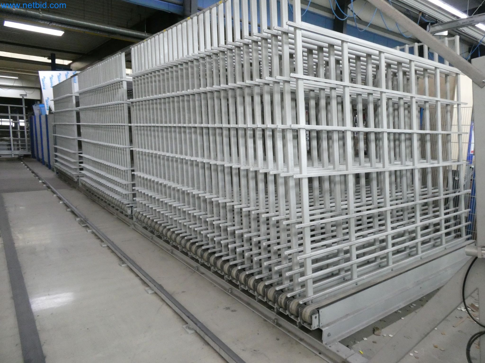 Máquinas para la fabricación de ventanas y puertas de plástico-10