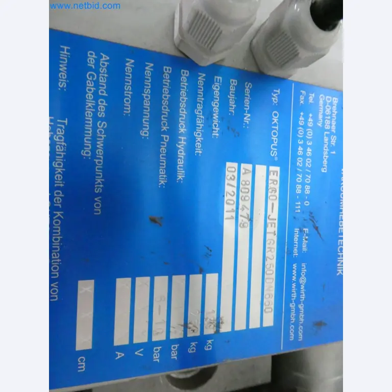 Máquinas para la fabricación de ventanas y puertas de plástico-23