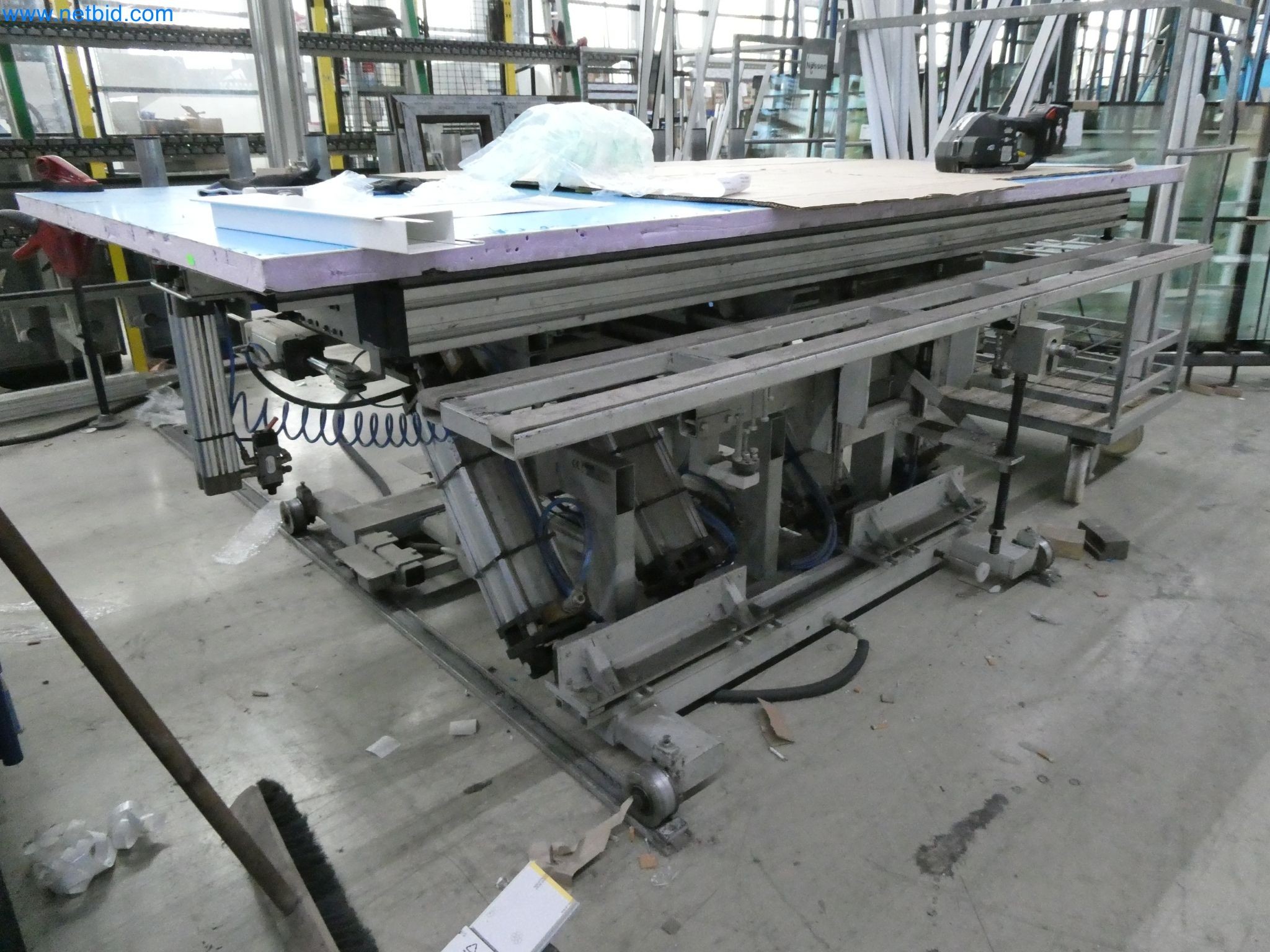 Máquinas para la fabricación de ventanas y puertas de plástico-33