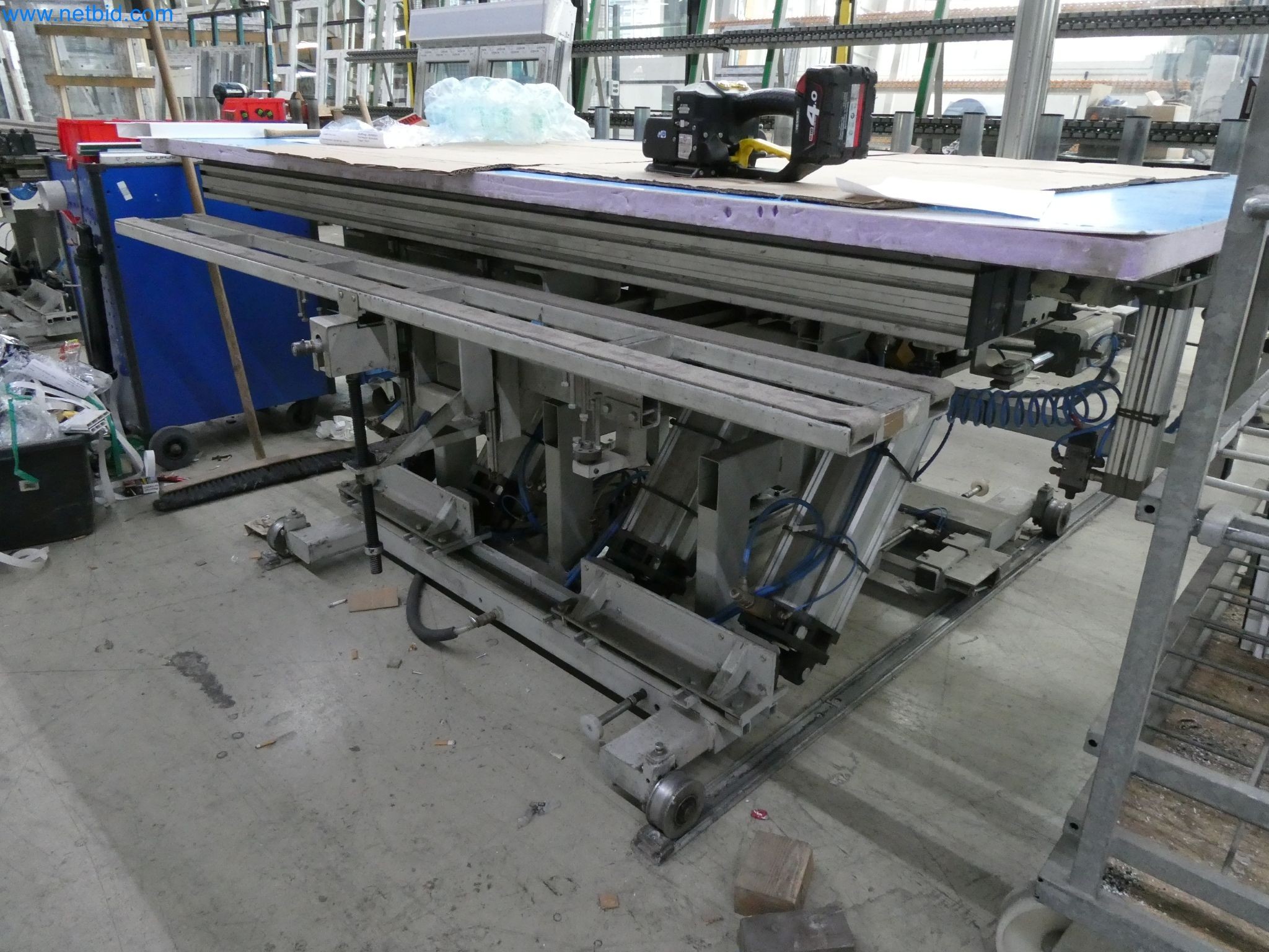 Máquinas para la fabricación de ventanas y puertas de plástico-34