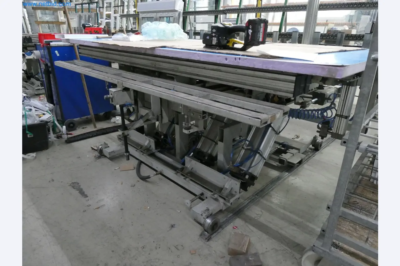 Máquinas para la fabricación de ventanas y puertas de plástico-34