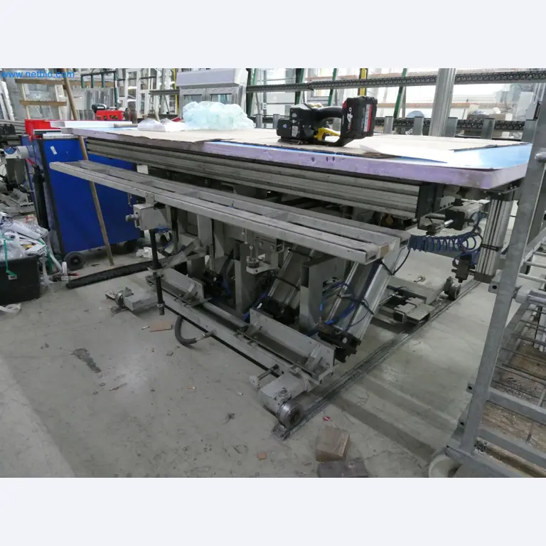 Máquinas para la fabricación de ventanas y puertas de plástico-34