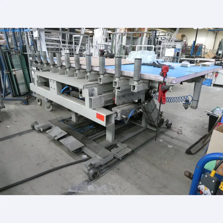 Máquinas para la fabricación de ventanas y puertas de plástico-35