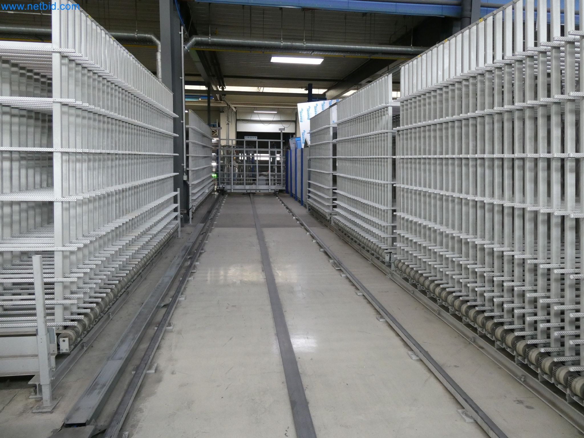 Máquinas para la fabricación de ventanas y puertas de plástico-9