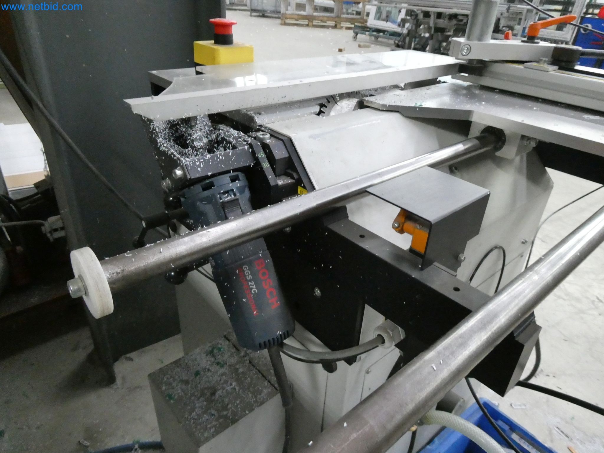 Máquinas para la fabricación de ventanas y puertas de plástico-3