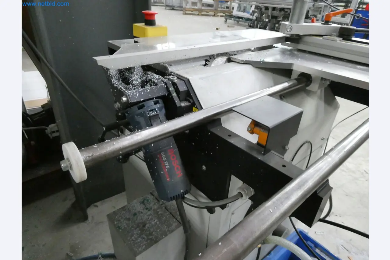 Máquinas para la fabricación de ventanas y puertas de plástico-3