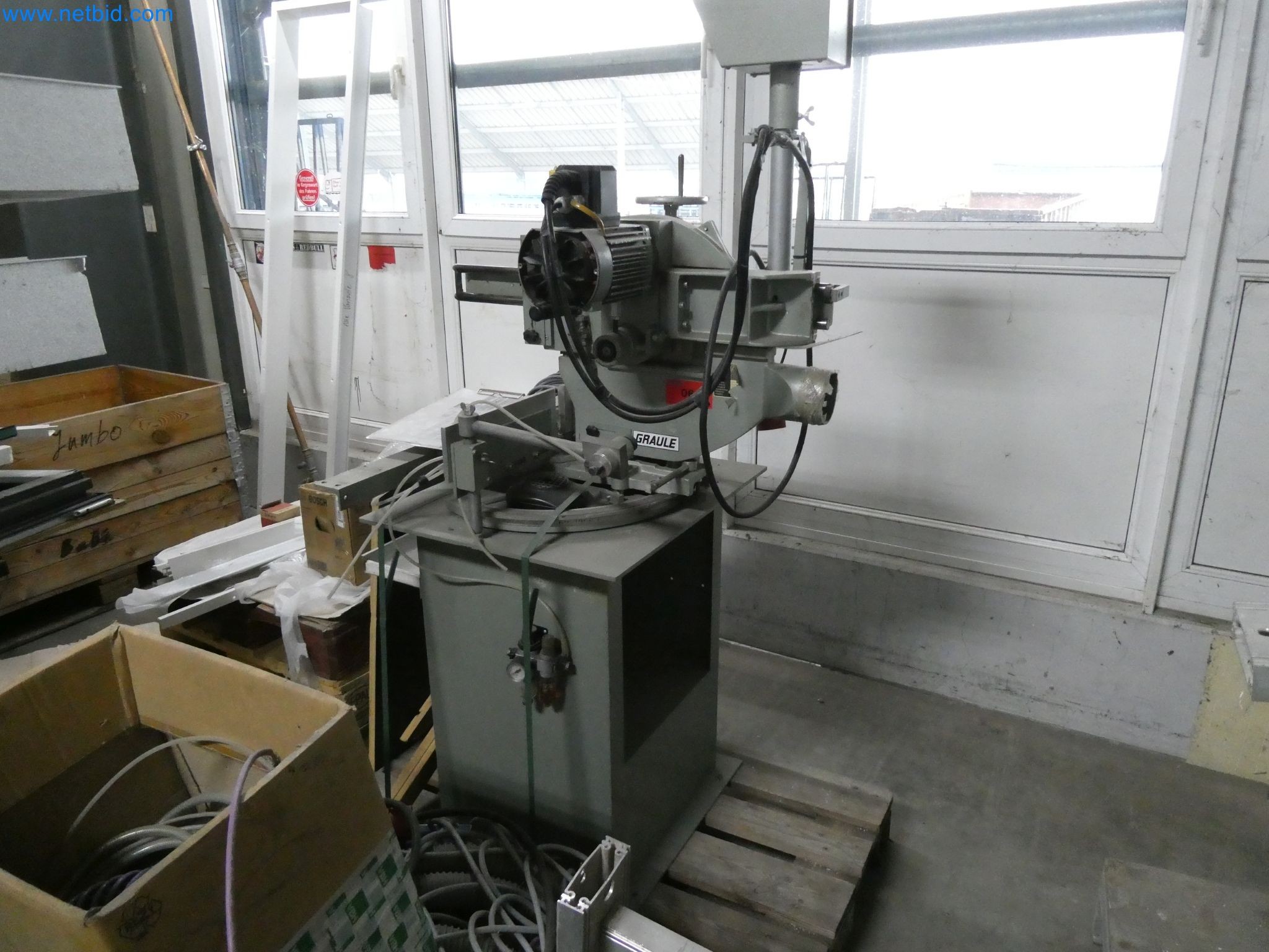 Máquinas para la fabricación de ventanas y puertas de plástico-5