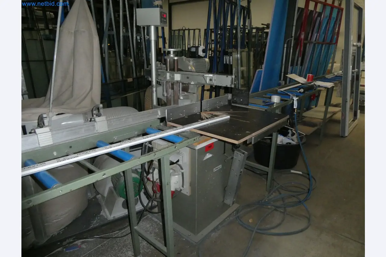 Máquinas para la fabricación de ventanas y puertas de plástico-1