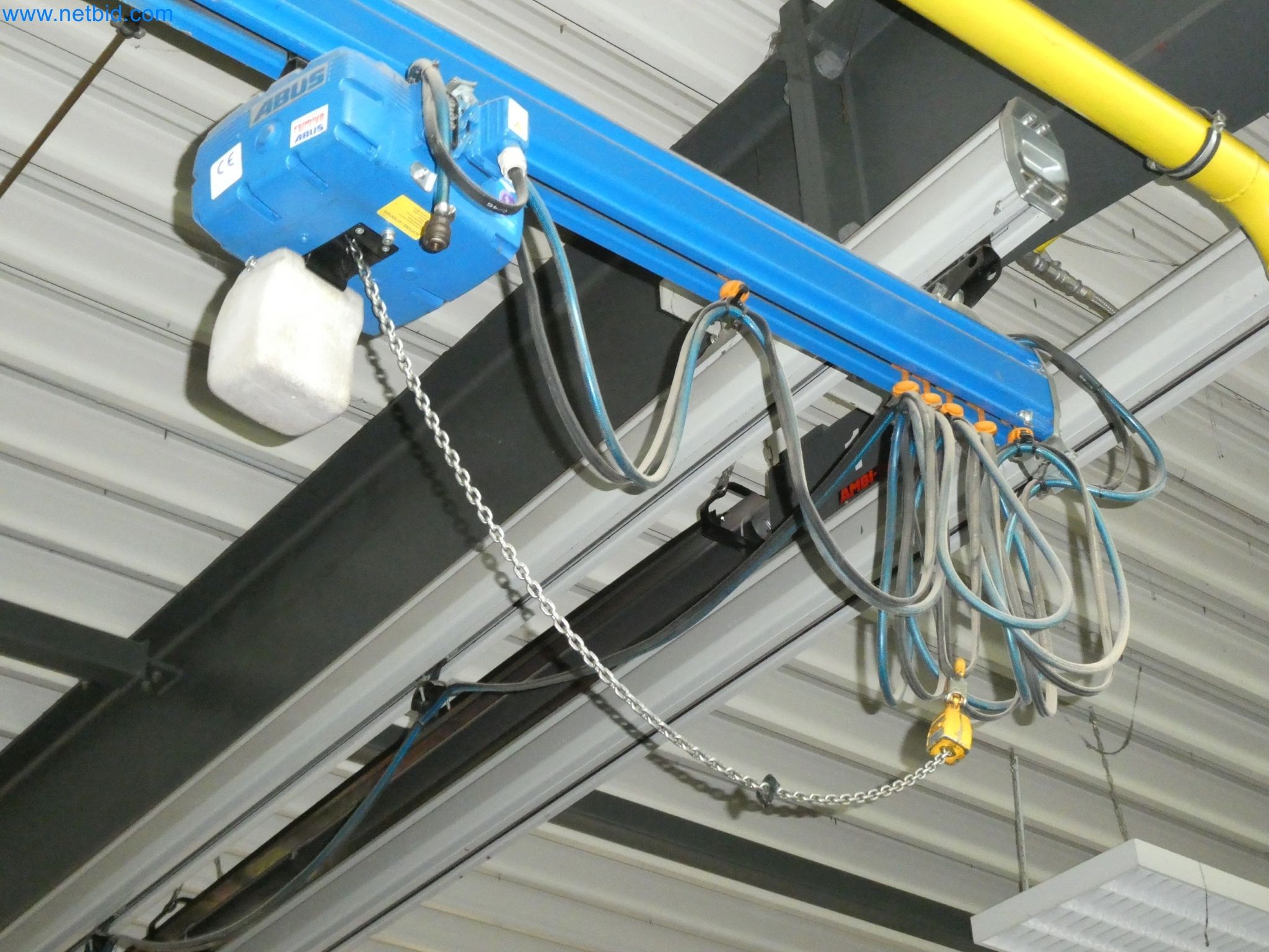 Máquinas para la fabricación de ventanas y puertas de plástico-1