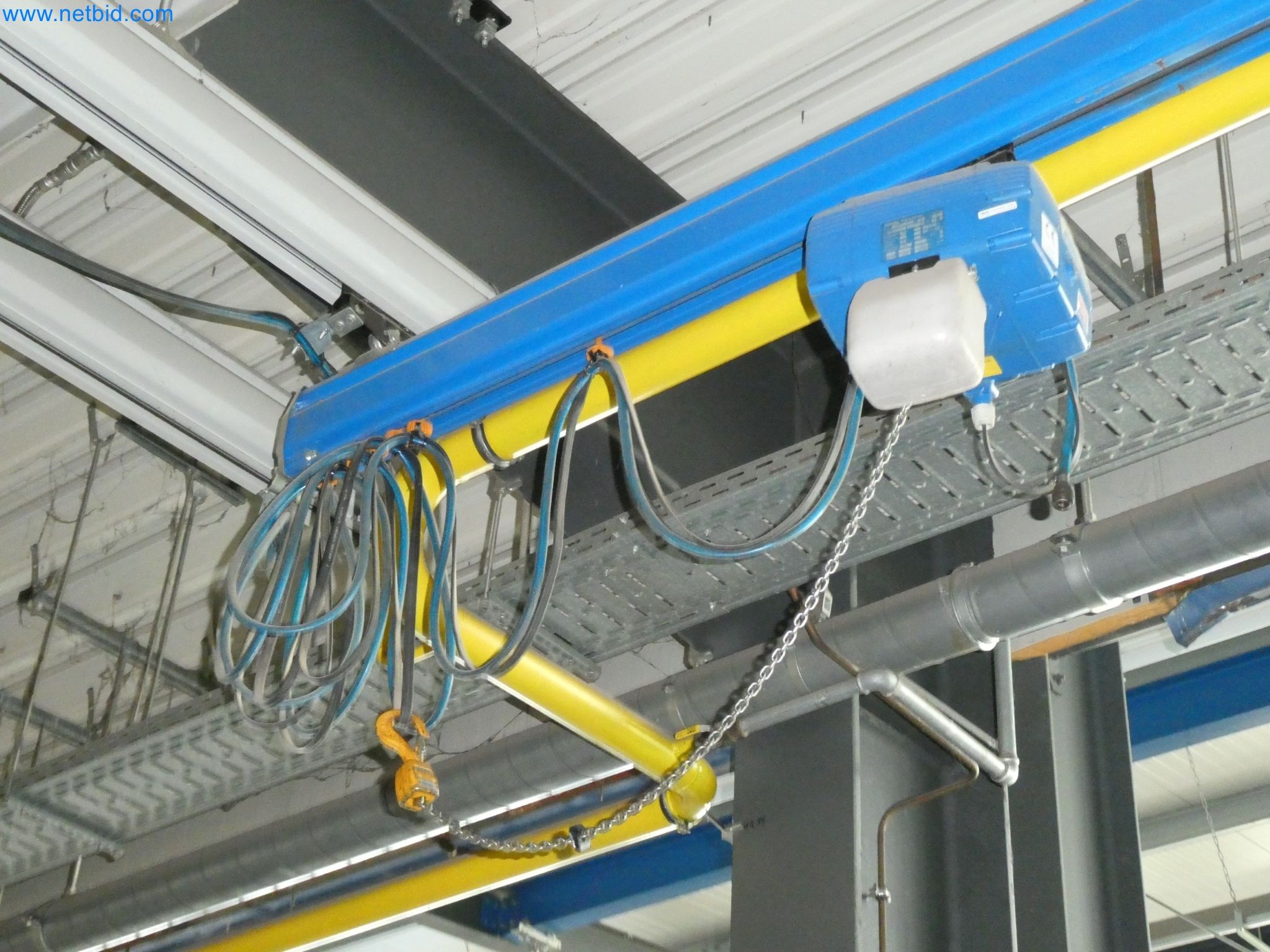 Máquinas para la fabricación de ventanas y puertas de plástico-2