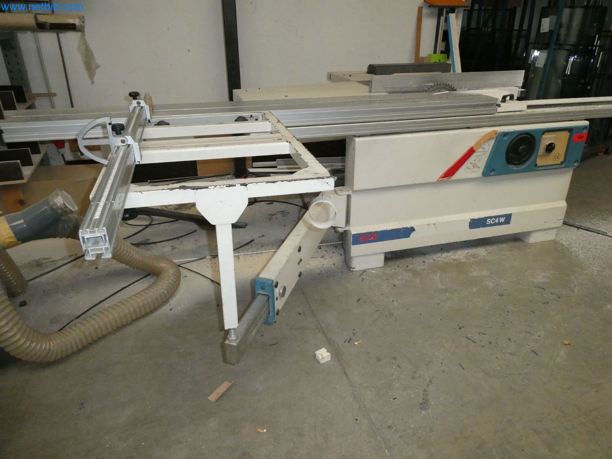 Máquinas para la fabricación de ventanas y puertas de plástico-1