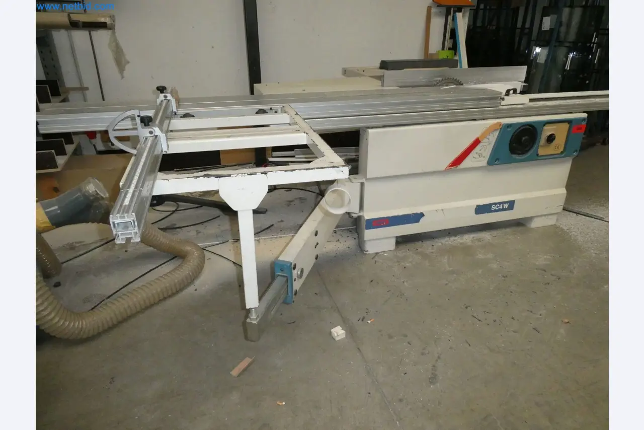 Máquinas para la fabricación de ventanas y puertas de plástico-1