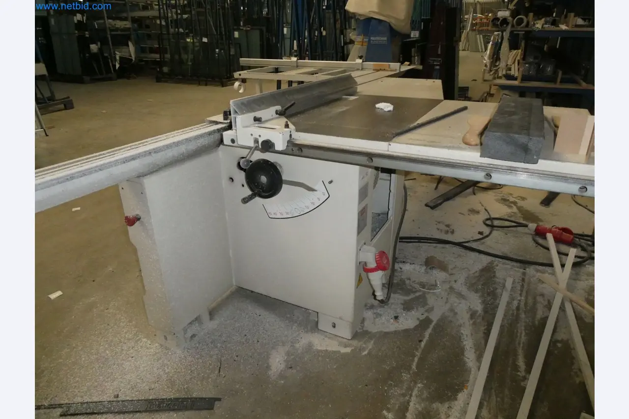 Máquinas para la fabricación de ventanas y puertas de plástico-2