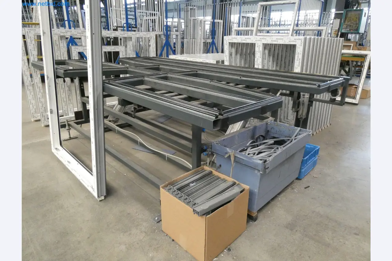 Máquinas para la fabricación de ventanas y puertas de plástico-16
