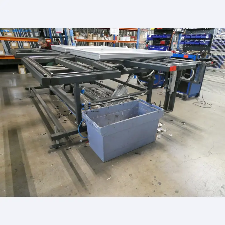 Máquinas para la fabricación de ventanas y puertas de plástico-17