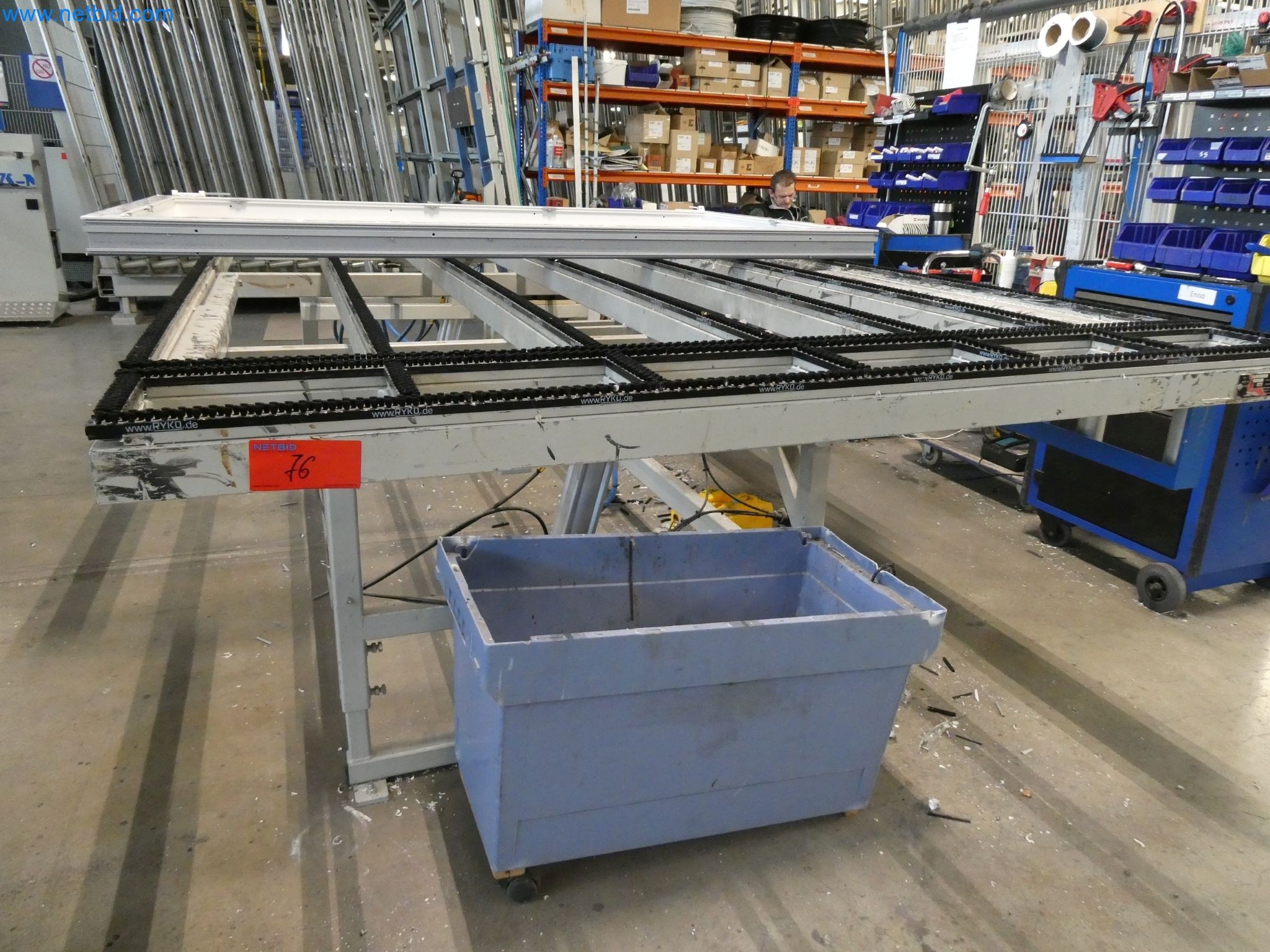 Máquinas para la fabricación de ventanas y puertas de plástico-20