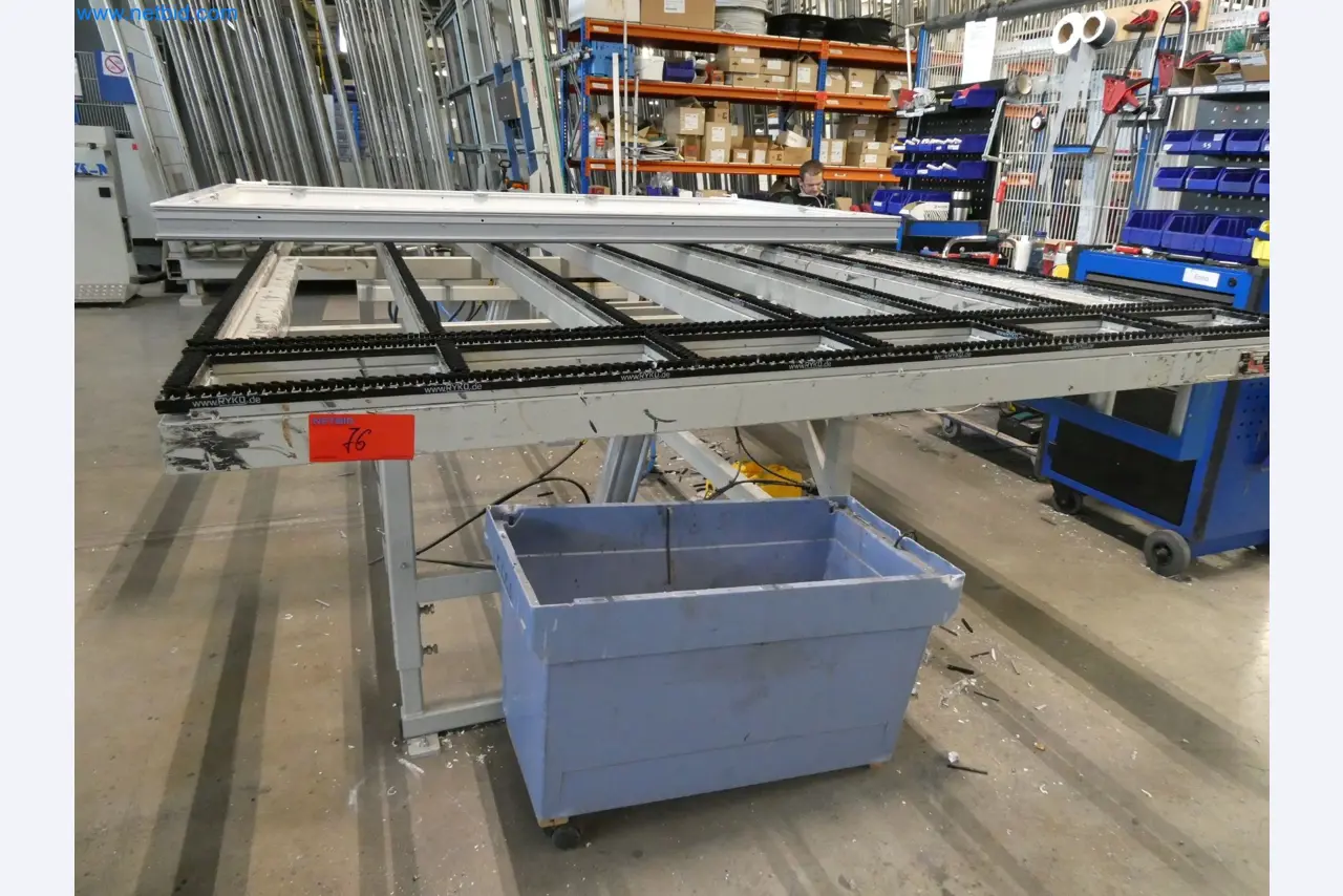 Máquinas para la fabricación de ventanas y puertas de plástico-20