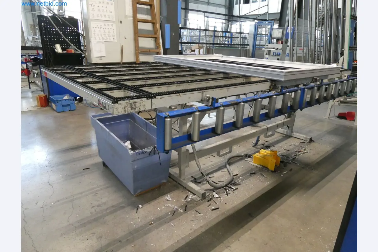 Máquinas para la fabricación de ventanas y puertas de plástico-22