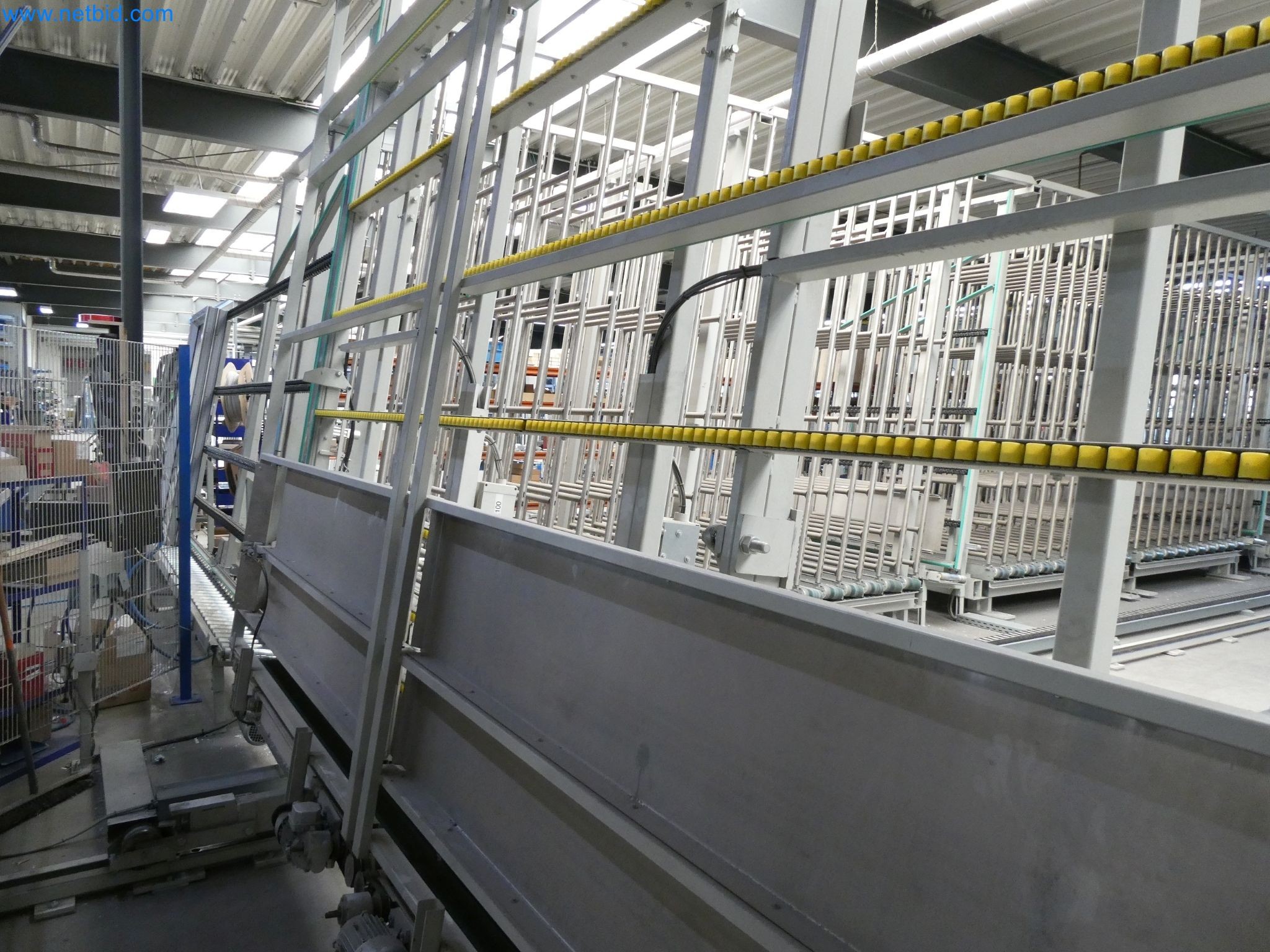 Máquinas para la fabricación de ventanas y puertas de plástico-6