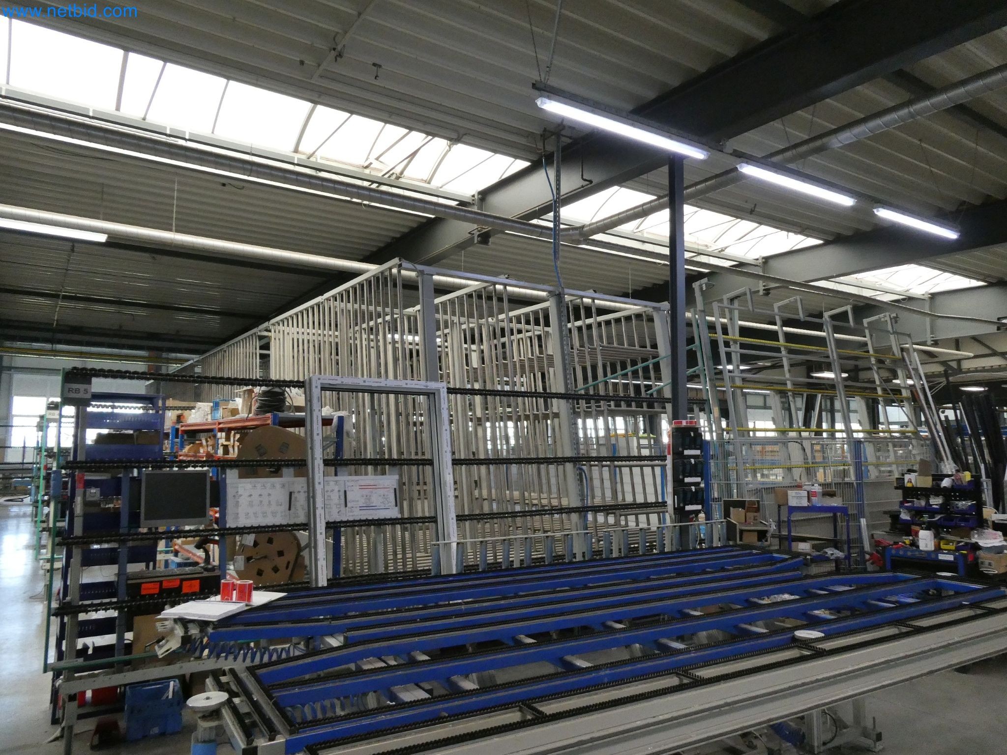 Máquinas para la fabricación de ventanas y puertas de plástico-8
