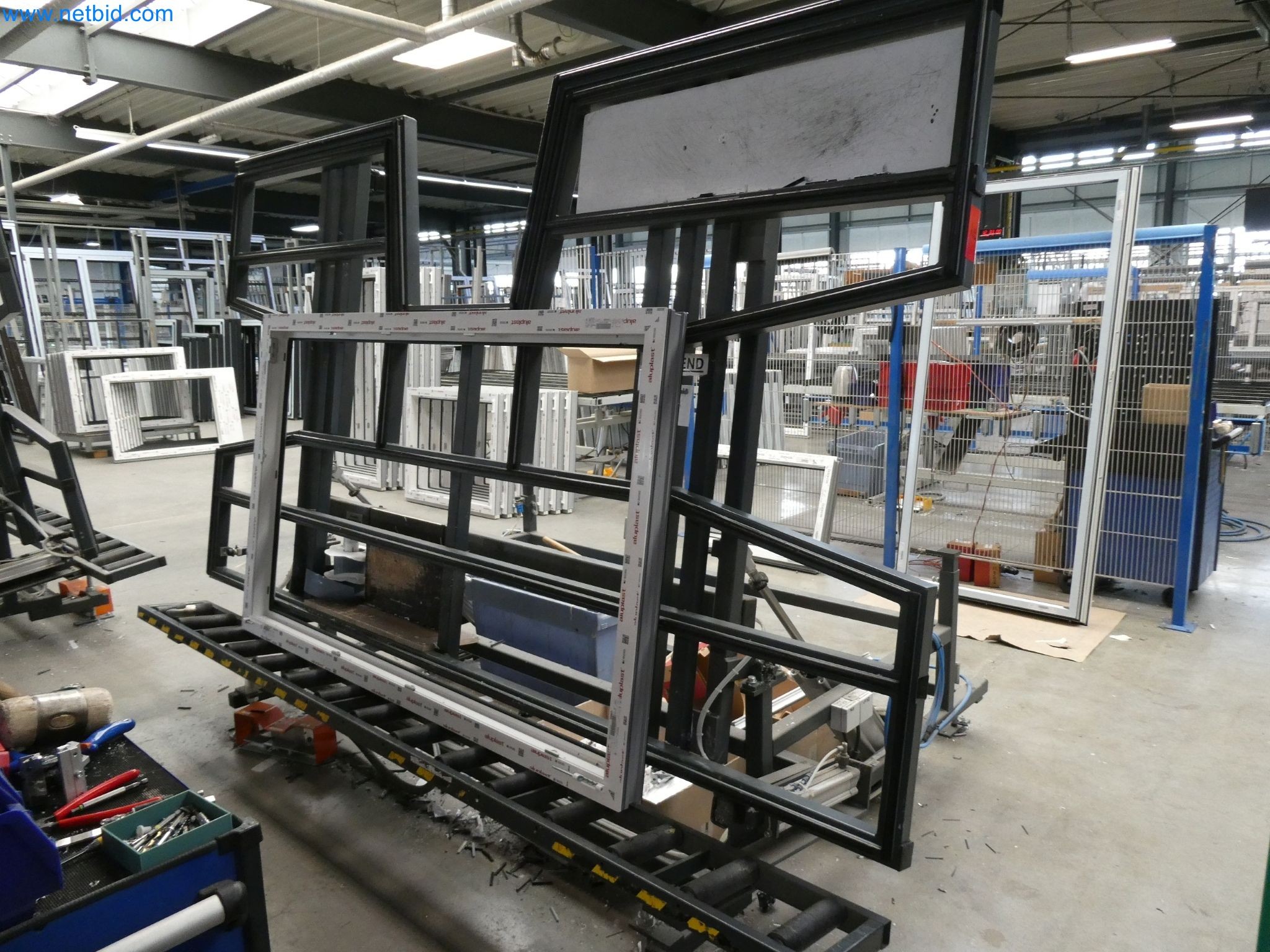 Máquinas para la fabricación de ventanas y puertas de plástico-9