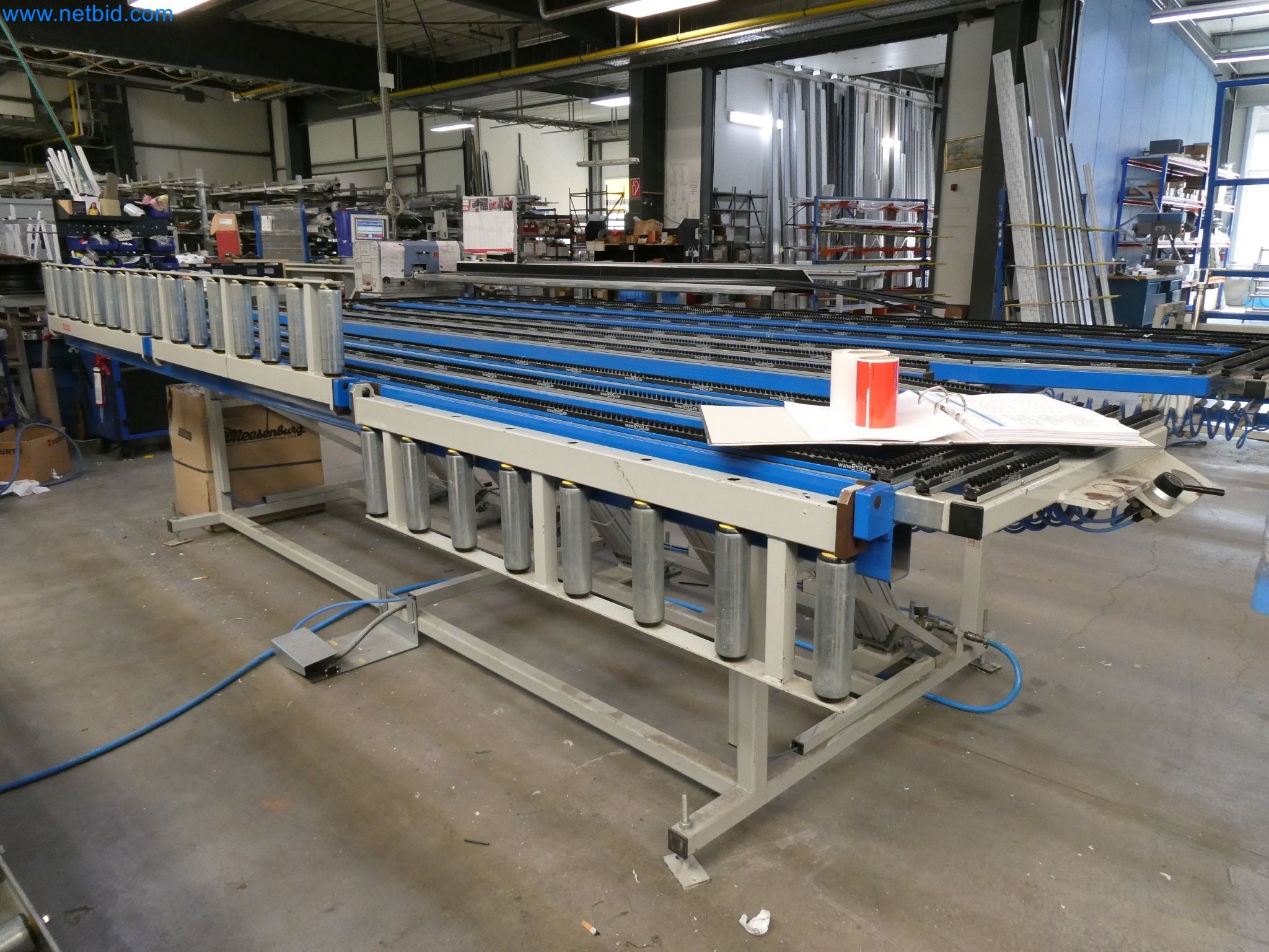 Máquinas para la fabricación de ventanas y puertas de plástico-4