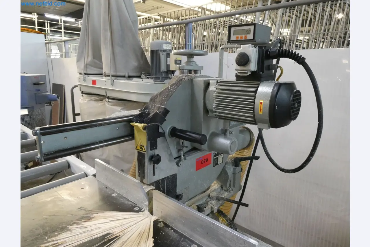 Máquinas para la fabricación de ventanas y puertas de plástico-3