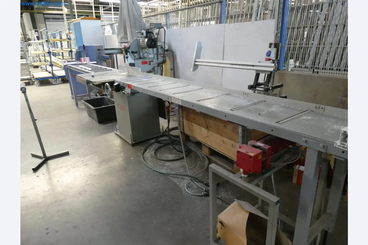 Máquinas para la fabricación de ventanas y puertas de plástico-8