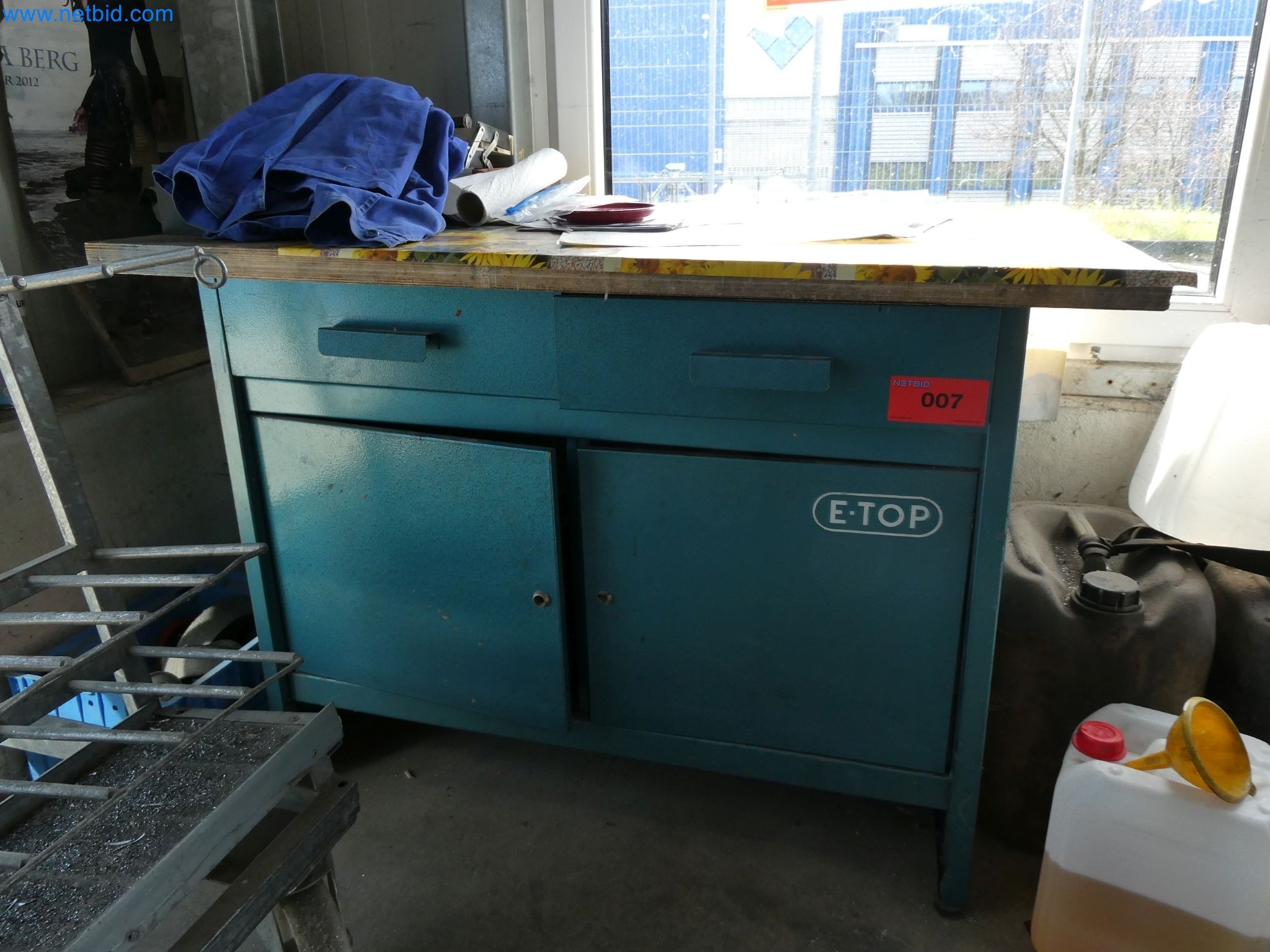Machines pour la fabrication de fenêtres et de portes en plastique-2