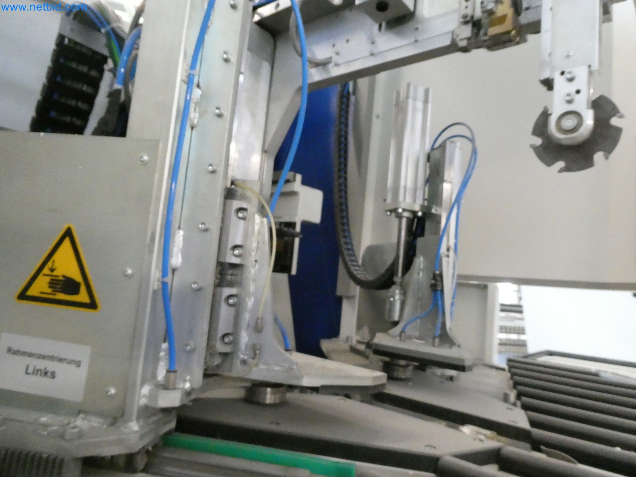Máquinas para la fabricación de ventanas y puertas de plástico-7