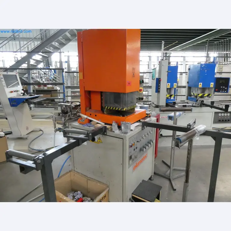 Máquinas para la fabricación de ventanas y puertas de plástico-1
