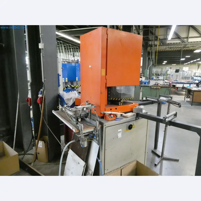 Máquinas para la fabricación de ventanas y puertas de plástico-5