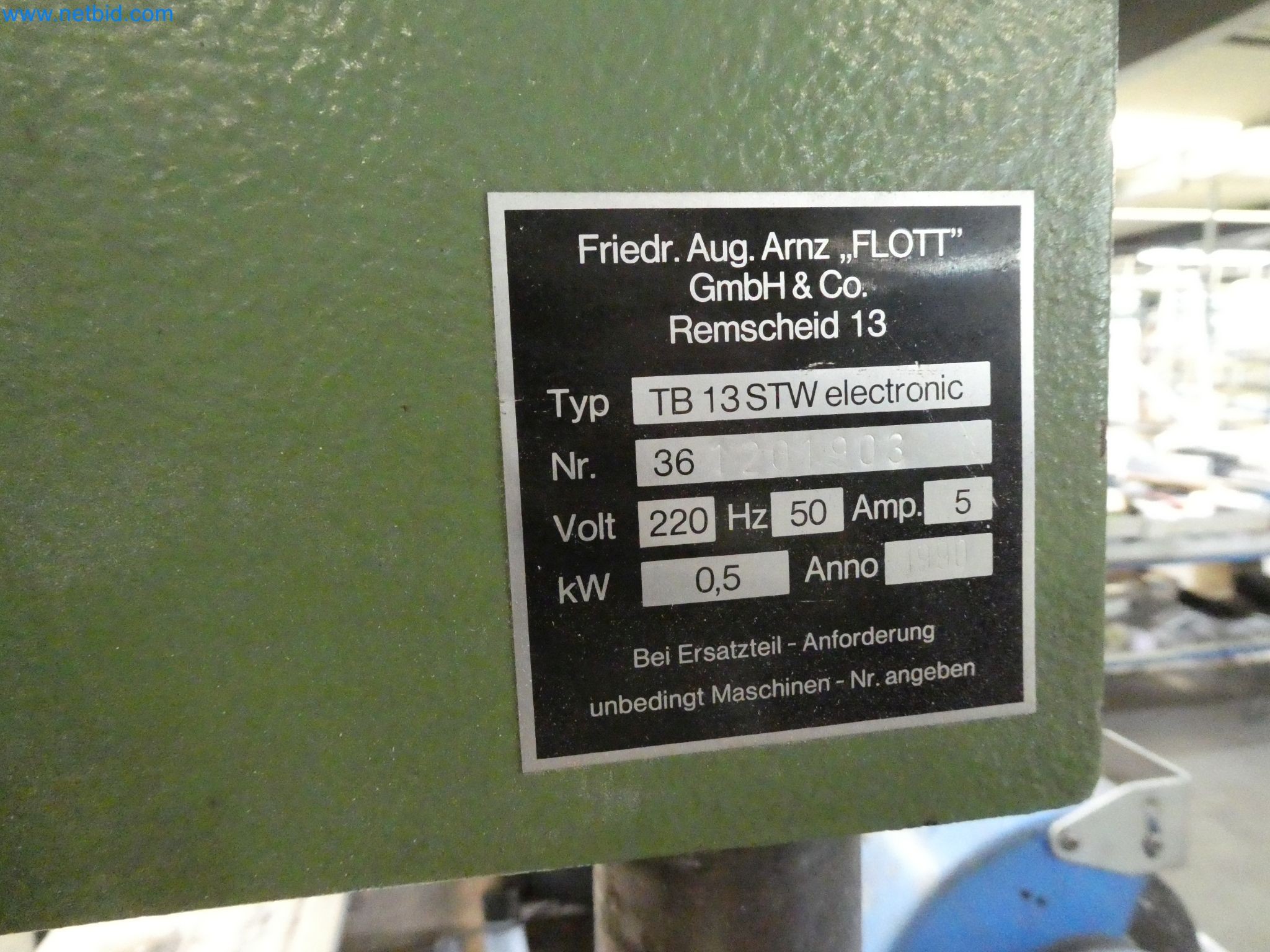 Máquinas para la fabricación de ventanas y puertas de plástico-7