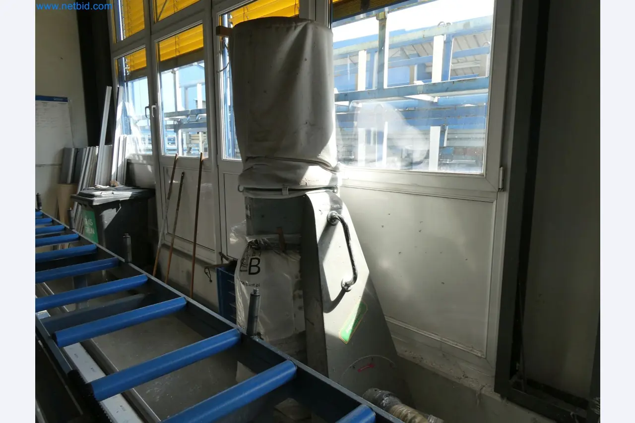 Máquinas para la fabricación de ventanas y puertas de plástico-5