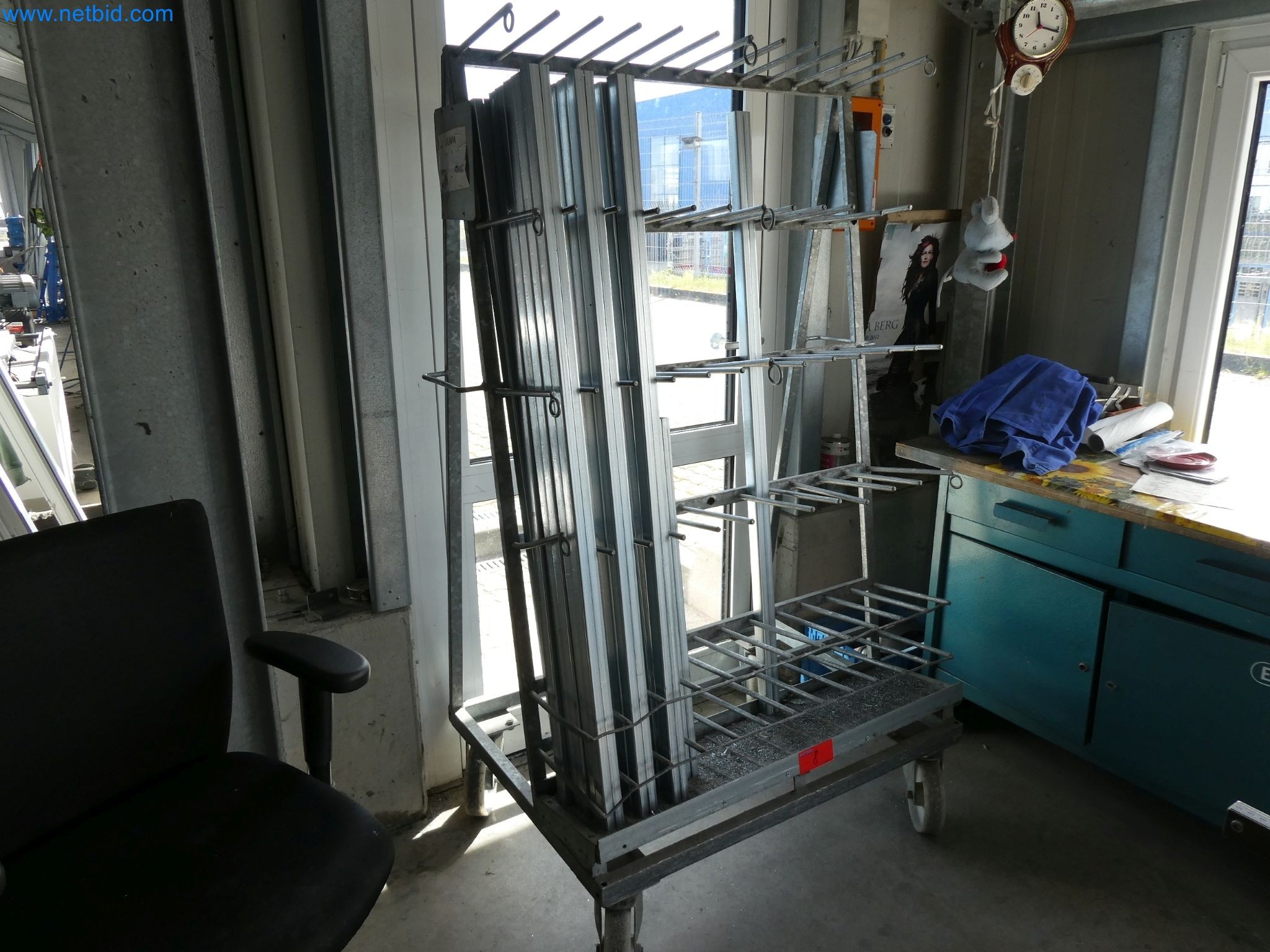 Machines pour la fabrication de fenêtres et de portes en plastique-4