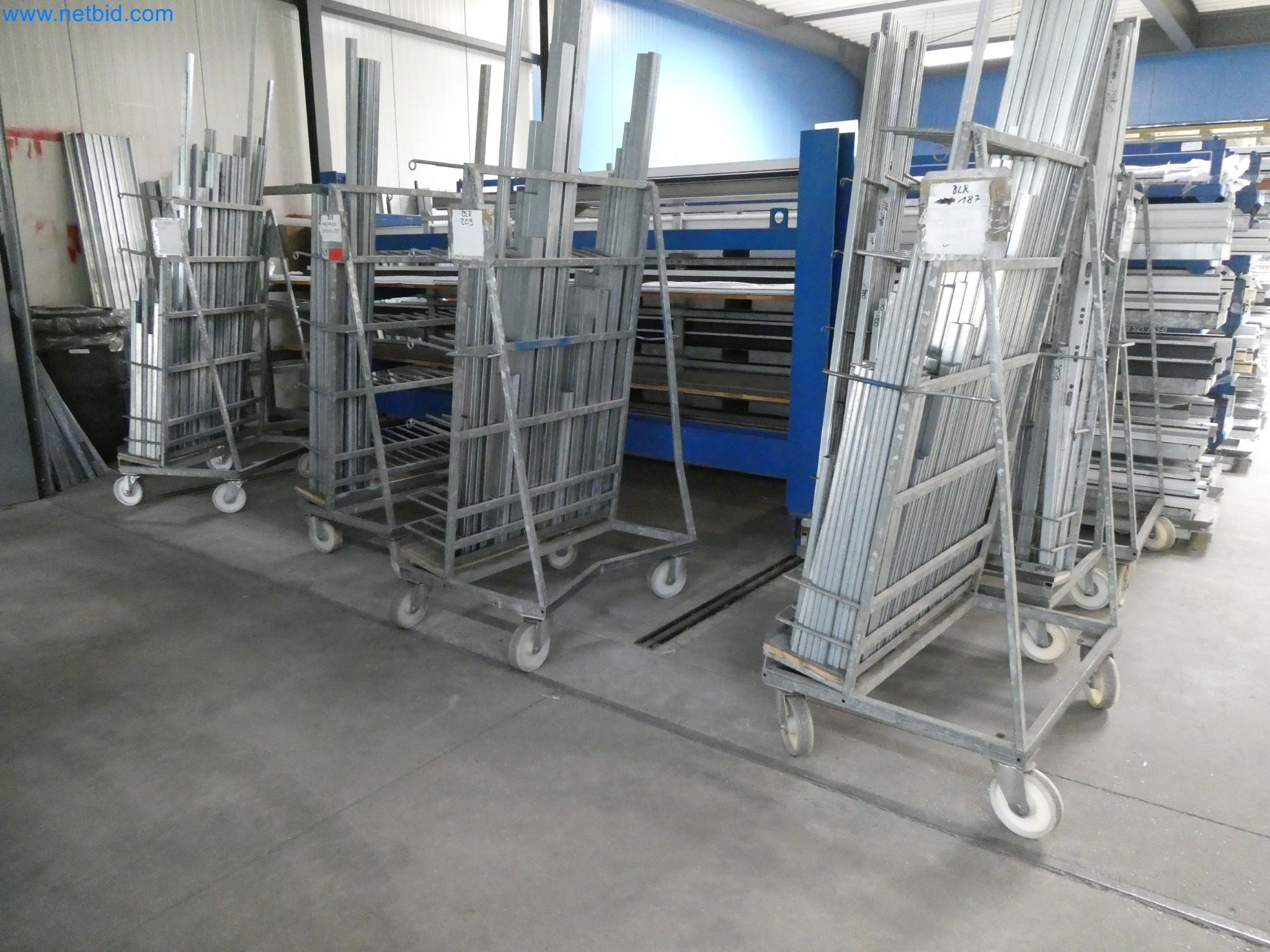 Machines pour la fabrication de fenêtres et de portes en plastique-6